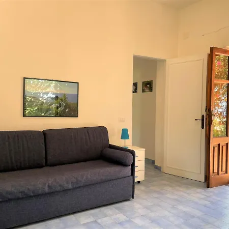 Casa Bouganville בית נופש Pollara