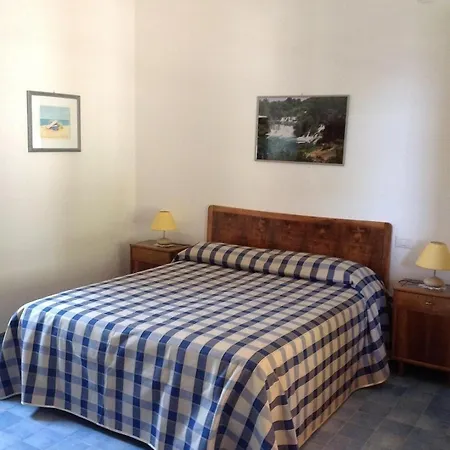 Casa Bouganville Pollara